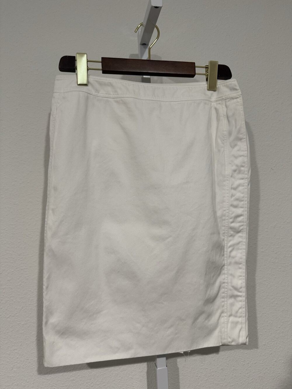 YVES SAINT LAURENT White Rive Gauche Pencil Skirt Lined White Size 40-10